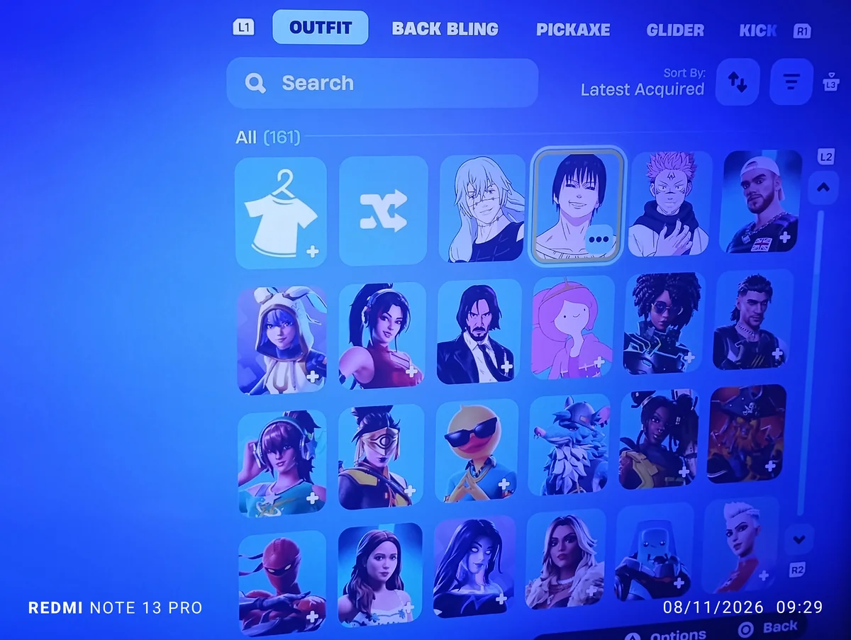 اکانت فورتنایت با عرضش